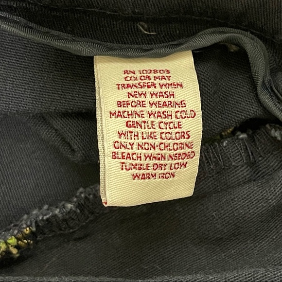 🛍️3/$15🛍️ JM COLLECTION Embroidered Crop Pants size 18 Navy Blue - Picture 11 of 11